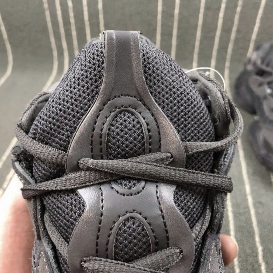 Yeezy 500 utility black