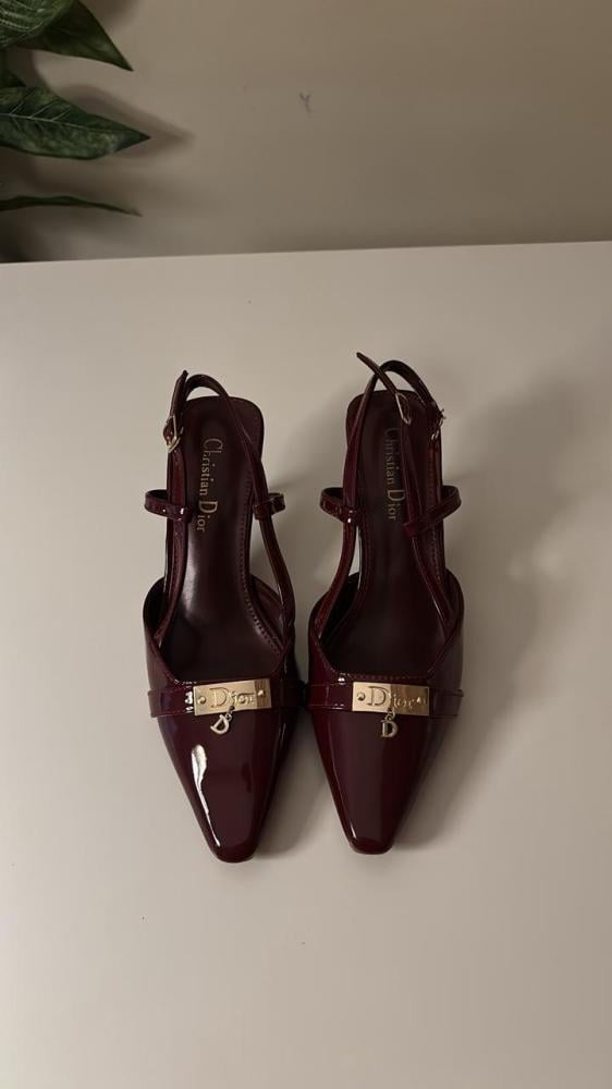كعب ديور نسائي أنيق تصميم Slingback ماستر كوالتي