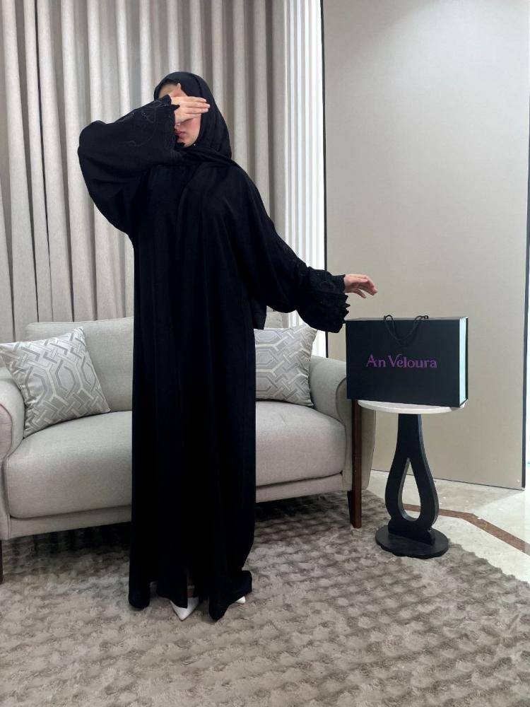عبايه نغم