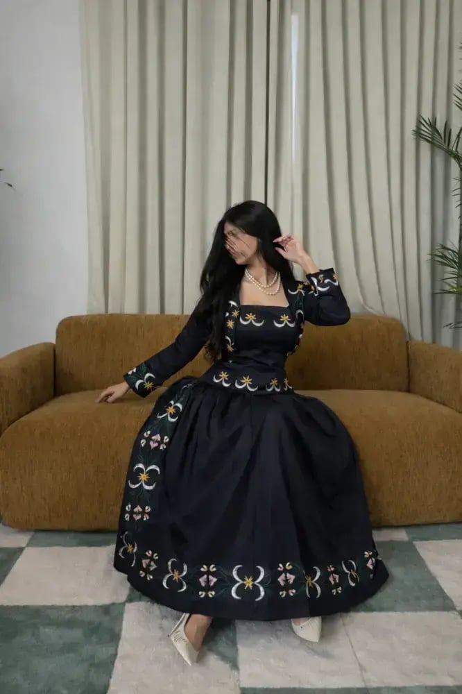 فستان رنا