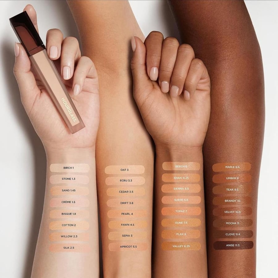 Hourglass Vanish Airbrush Concealer. Weightless and Waterproof Conceal