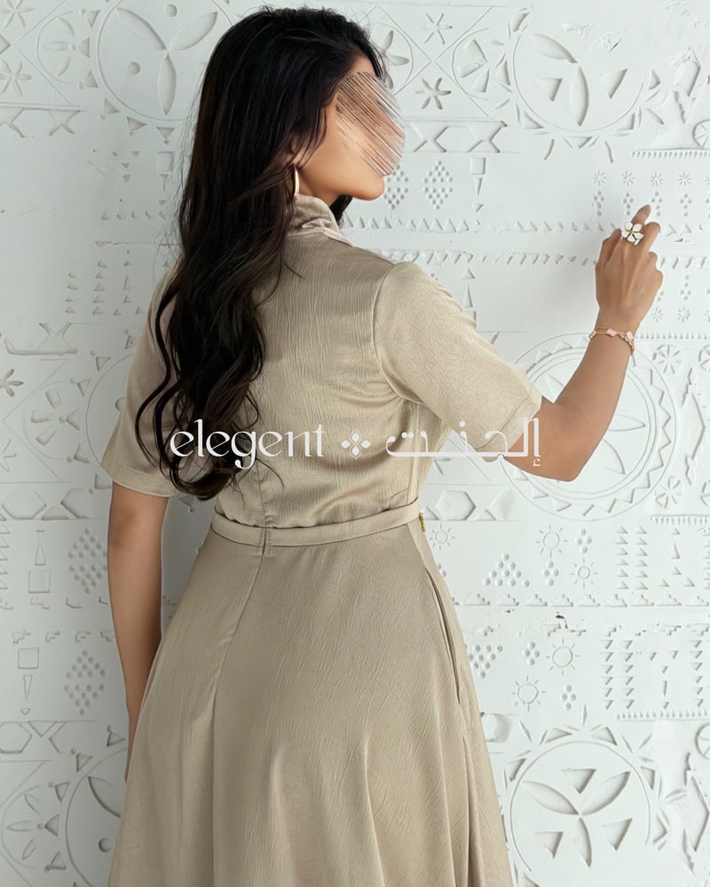 فستان ساتر مناسب للمناسبات الراقية