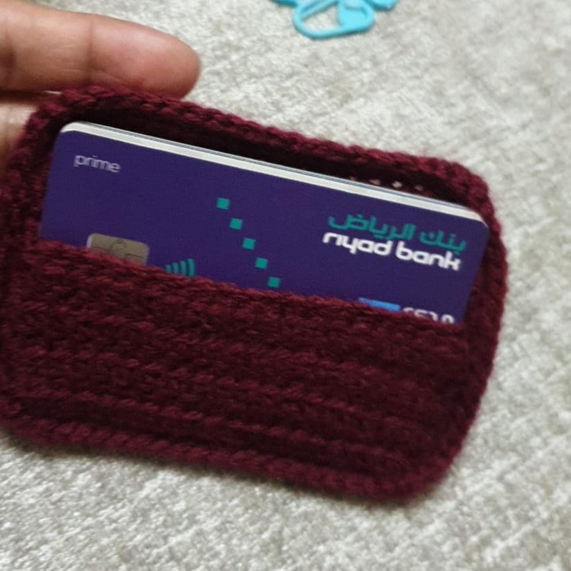 محفظة بطايق