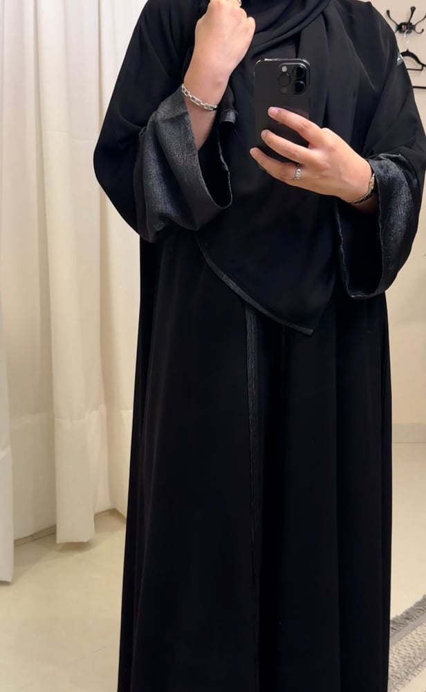 W022