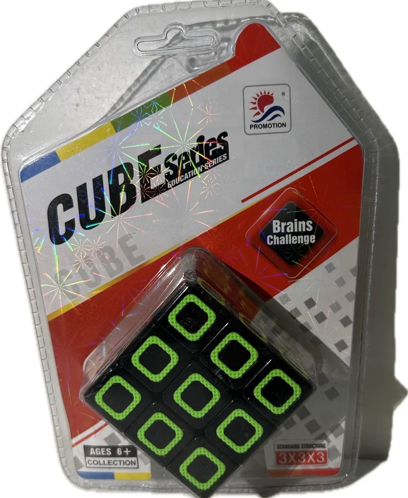 لعبة مكعب روبيك (Rubik’s Cube 3×3)