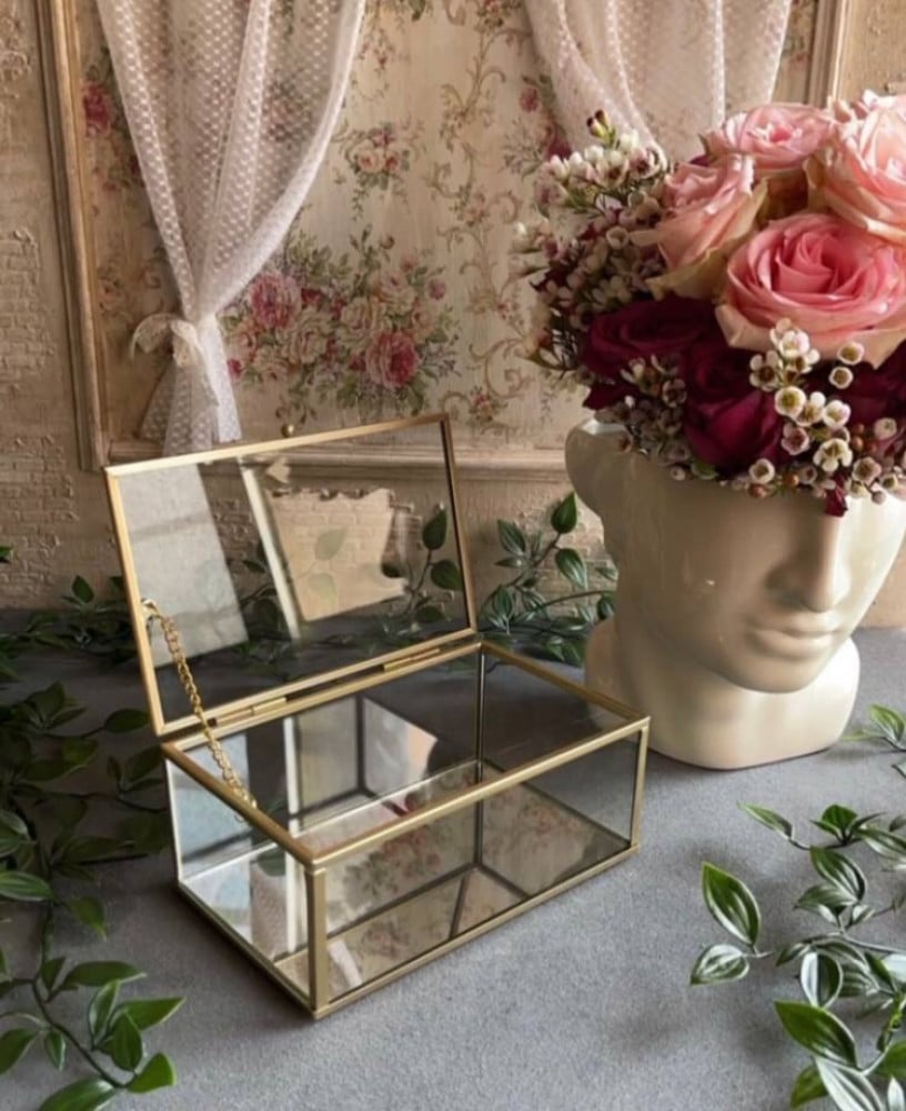 بوكس زجاجي فاخر بدون بخور تصميم أنيق للتخزين والعرض