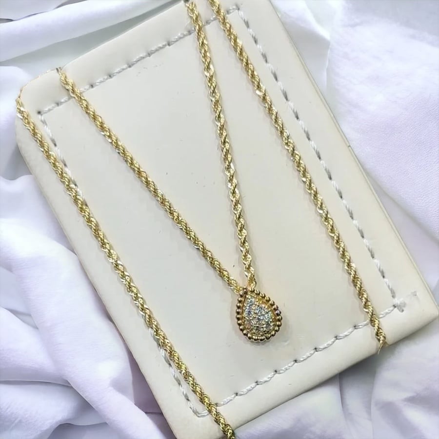عقد باشرون 18k
