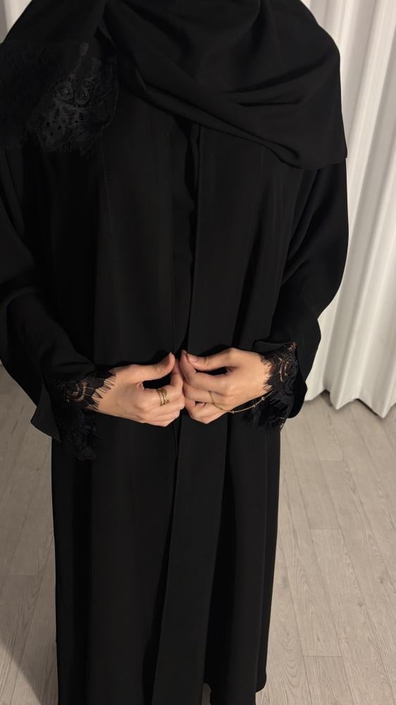 عباية حور