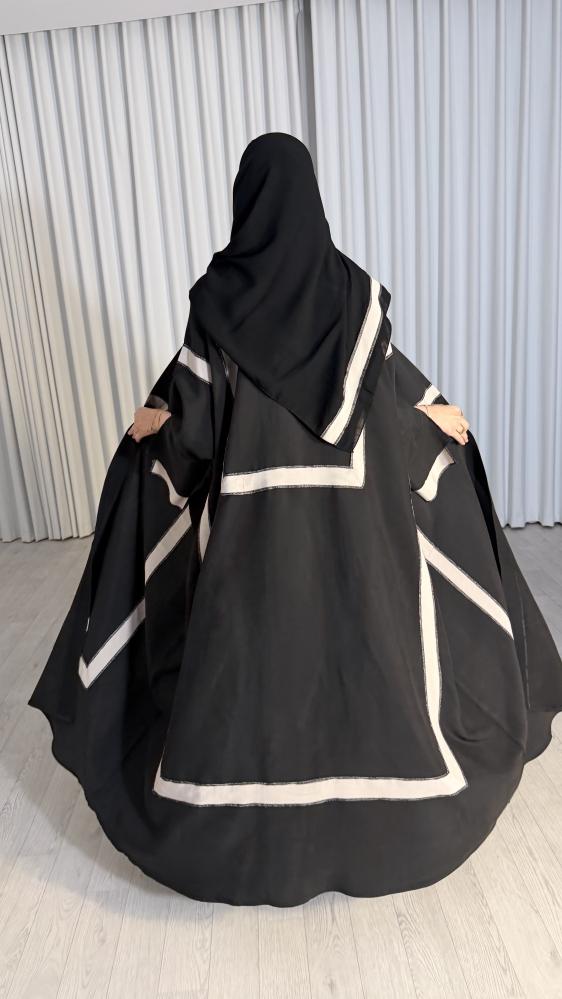 عباية نيروز بألوانها
