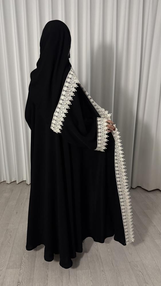 عباية غزل بألوانها