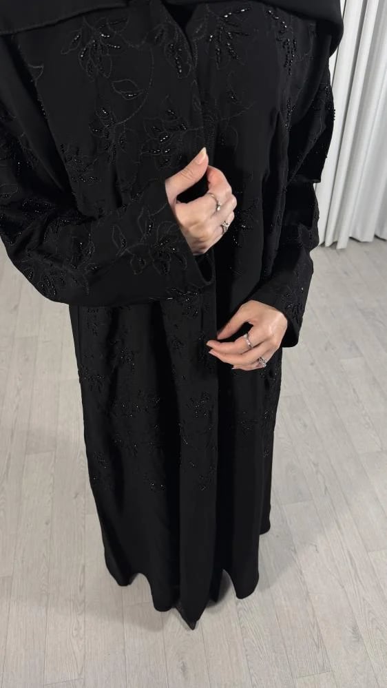 عباية رغد