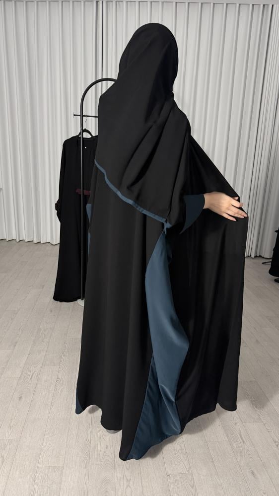 عباية تيا