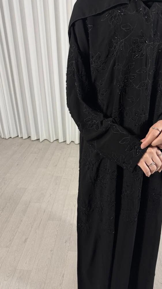 عباية رغد