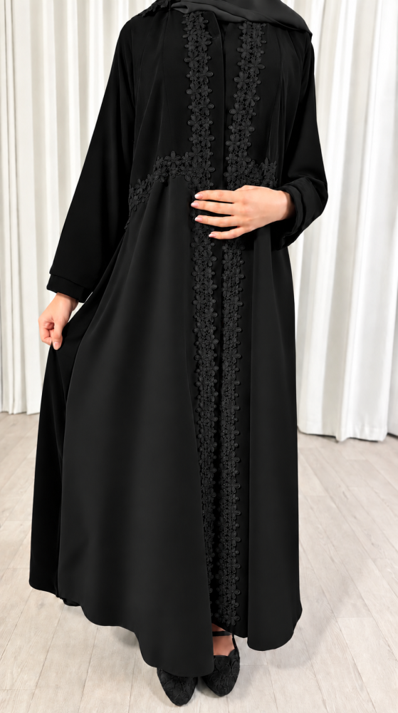 عباية رنا