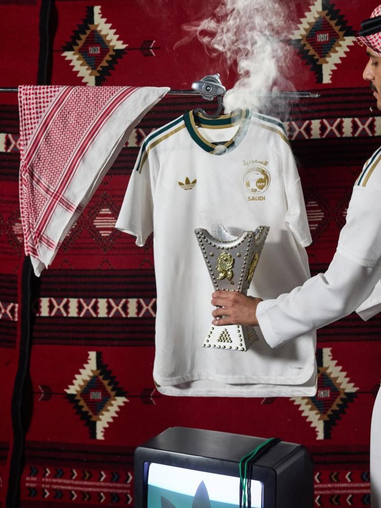 قميص المنتخب السعودي كأس العالم