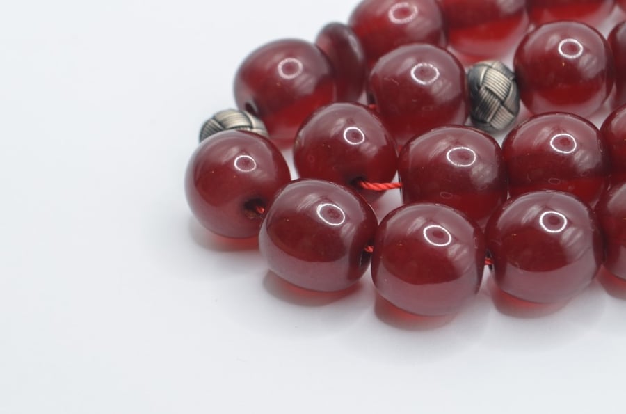 German Fatoran prayer beads, maroon color, 5 years old