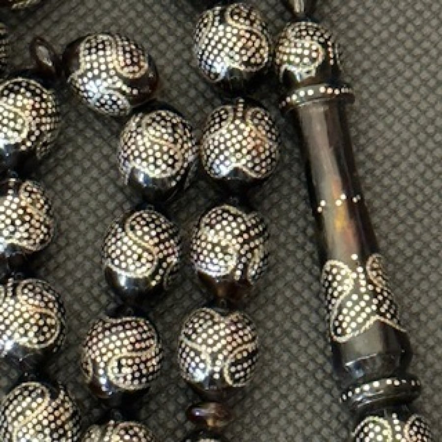 Turtle shell prayer bead (Turtle) silver plated.