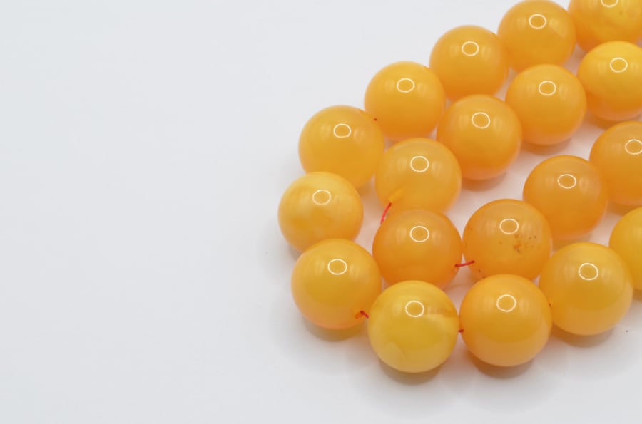 Natural amber rosary, old style, taken color