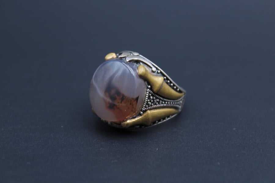 Yemeni agate ring, engraved, size 9.75, English 22, Arabic