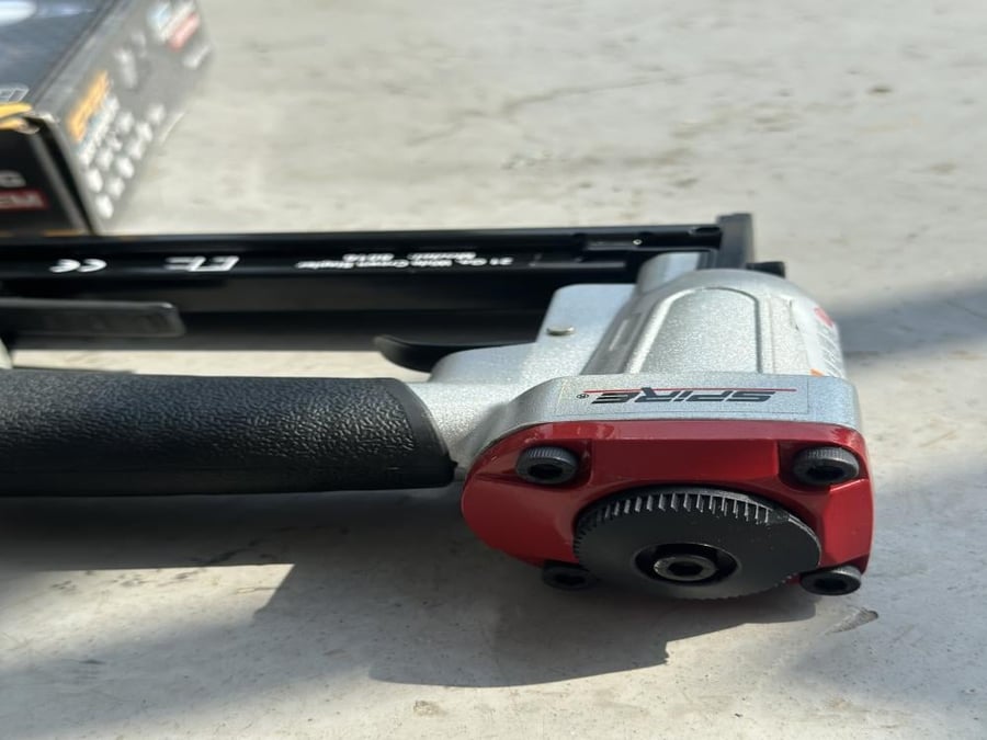Air stapler