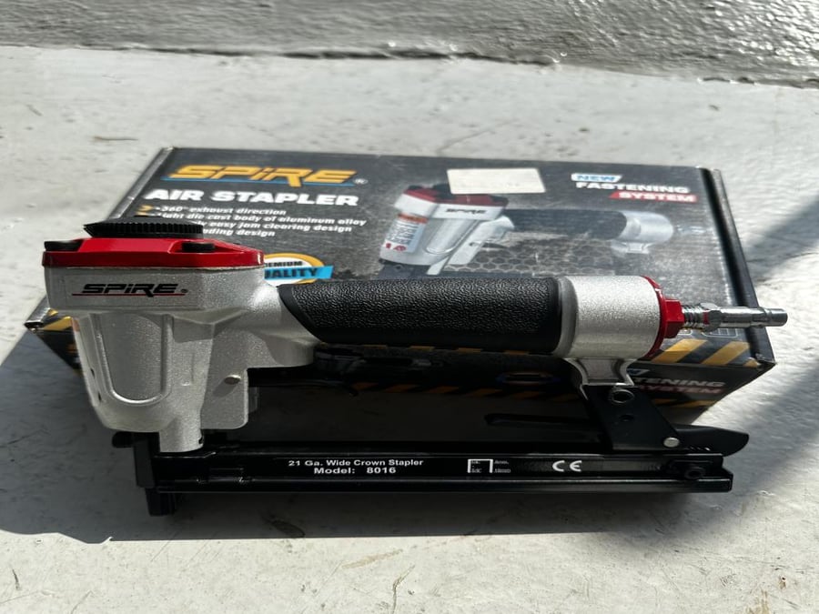 Air stapler