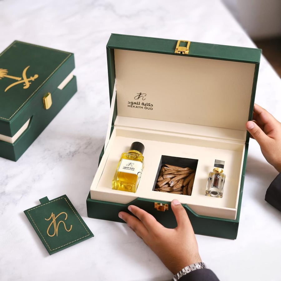 عطور فرنسية-عود طبيعي-بوكس هدايا-هدايا فاخرة-عود مناسبات-مسك-دهن عود