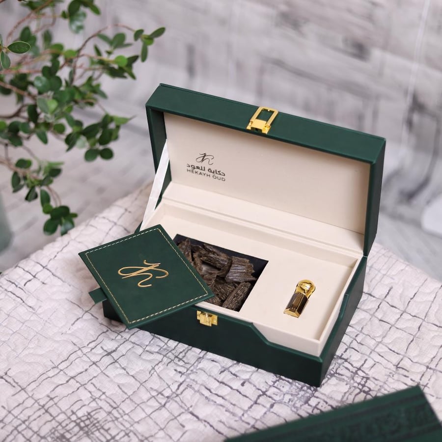 بوكسات-هدايا-عطور-عود طبيعي-دهن العود-روائح عطرية-عطور شرقية-هدية