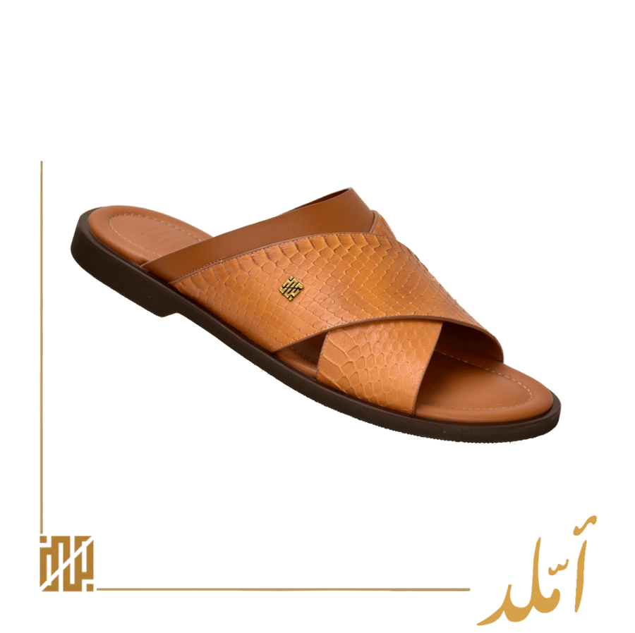 حذاء املد من جلد الحية ظهر باللون الجملي