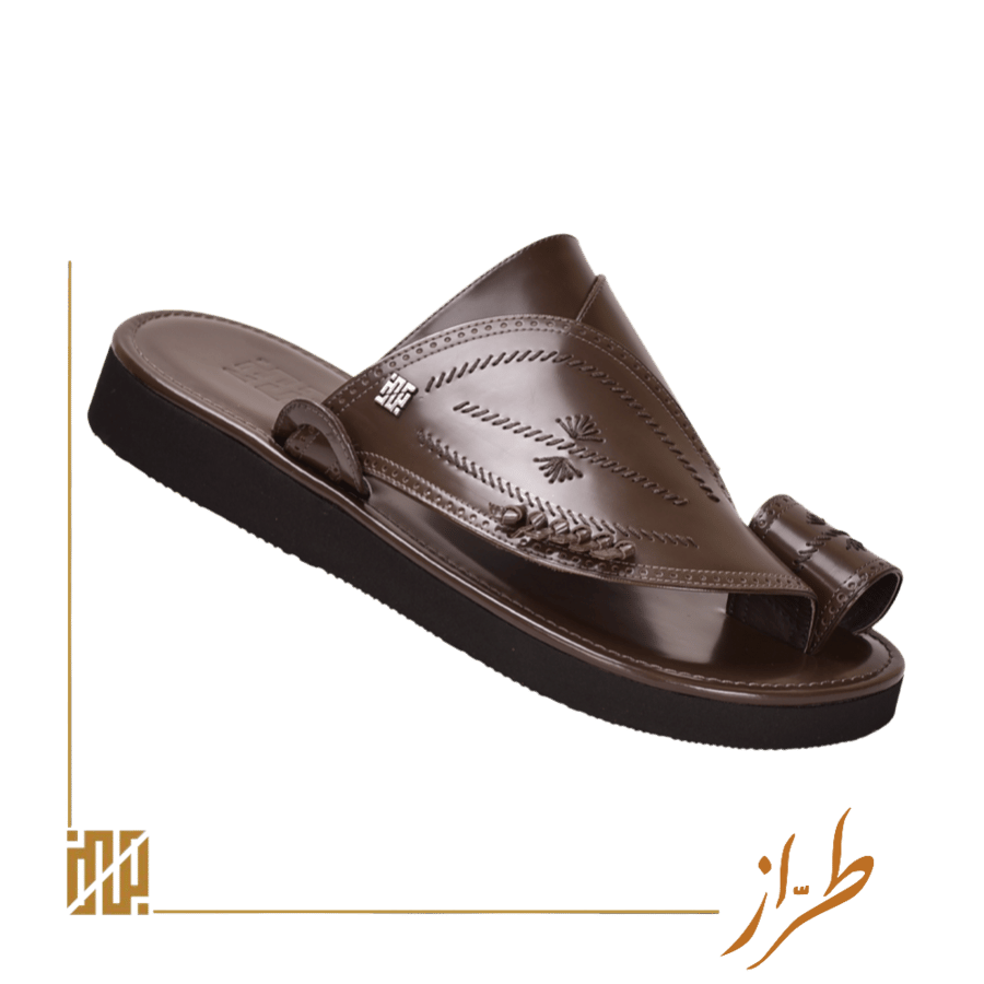 حذاء تطريز باللون البني