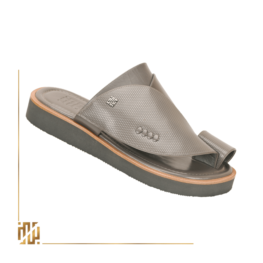 Shoe in crystal style in grayish color