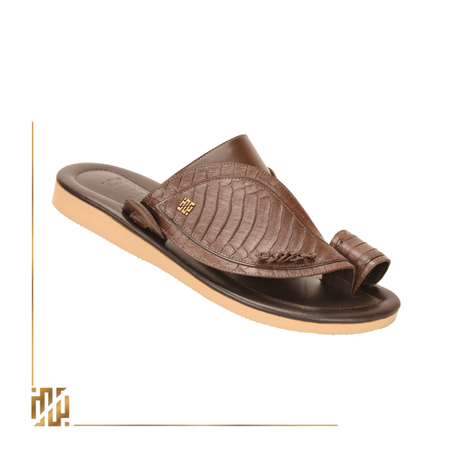 Laden shoe made of snake belly leather in brown