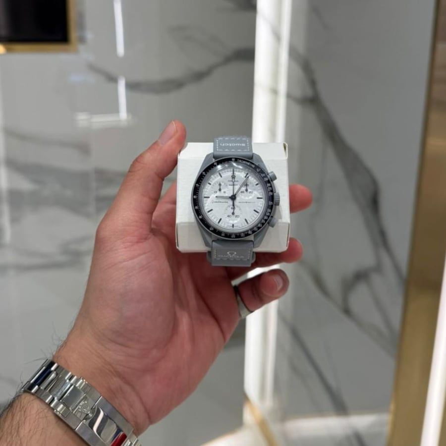 ساعة OMEGA X SWATCH