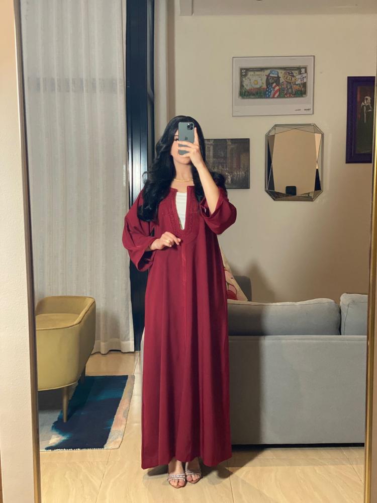 جلابيه بخام كريب مارنيه مع تطريز