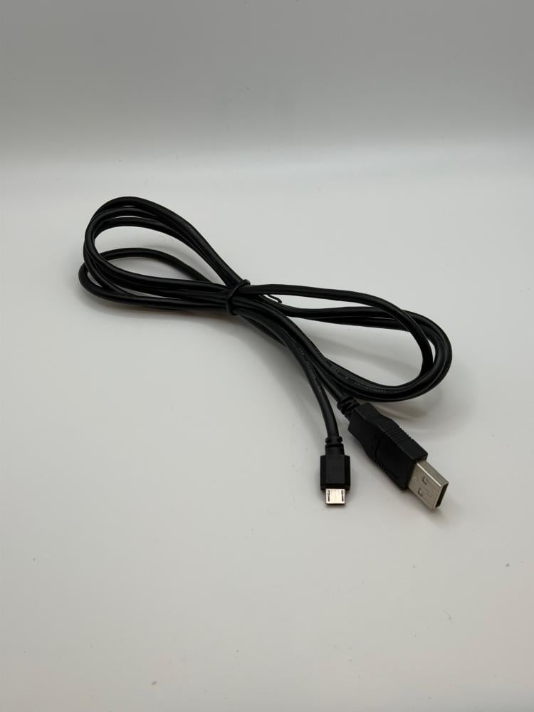 PS Vita Slim — White (مع الشاحن)   (نسخة نادرة)
