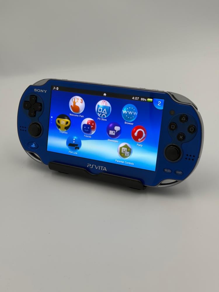 PS Vita OLED — Sapphire Blue (مع الشاحن) (نسخة نادرة)