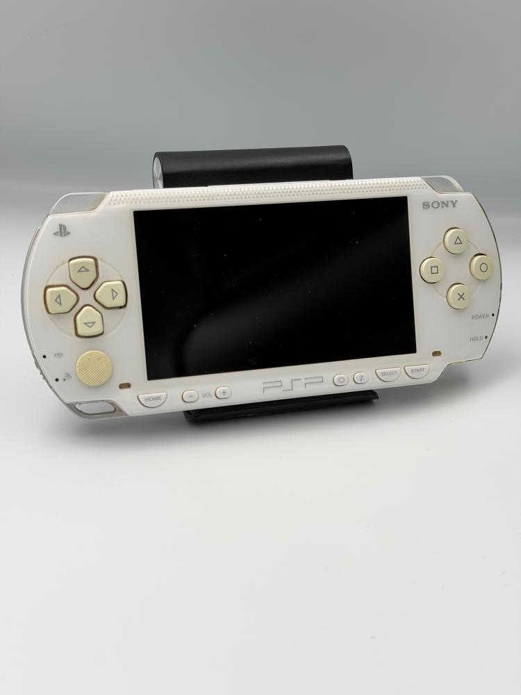 PSP 1000 — Ceramic White (w/ Charger)