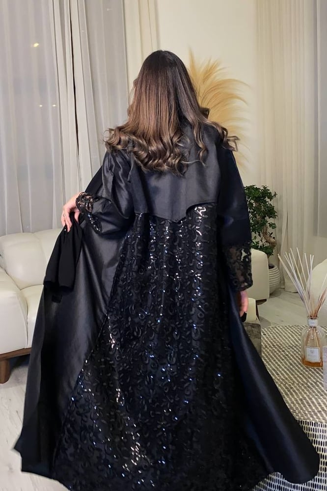 0601 - عباية أنوار
