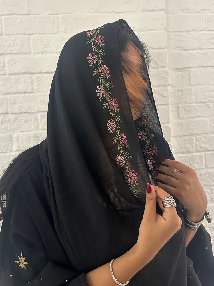 طرحة لينين بتطريز  | T5