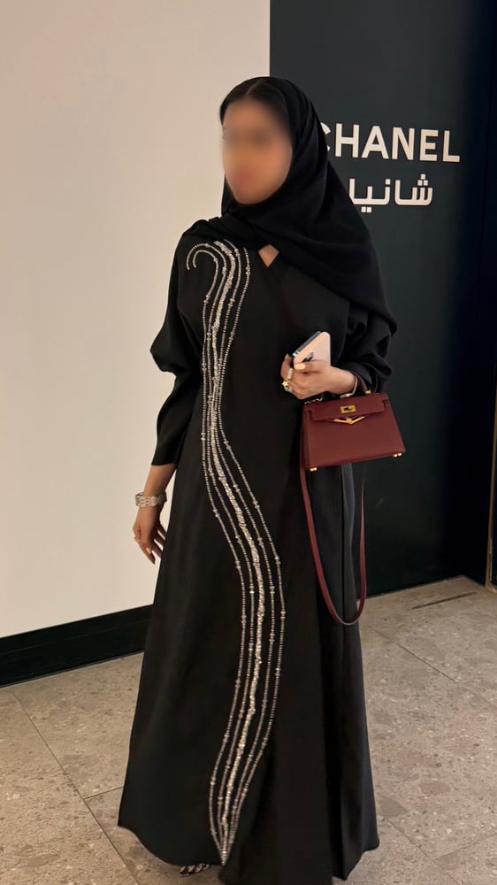 عباية تفته ناعم مع شك جانبي