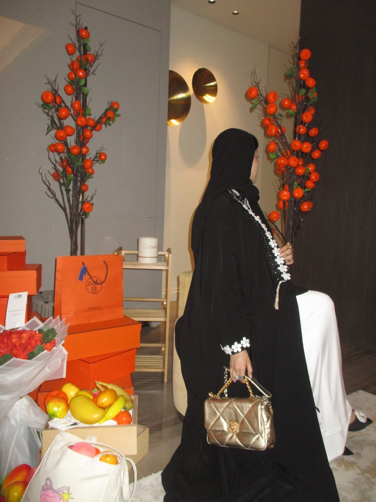 عباية بشت تطريز يدوي