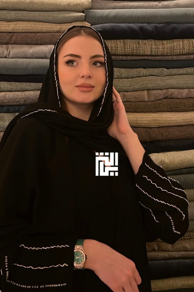 0008 - عباية ألماسة