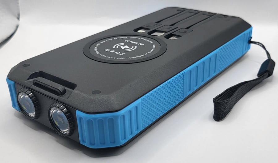 شاحن متنقل السعة 30000mAh يشحن 5أجهزة في وقت واحد + شحن لاسلكي