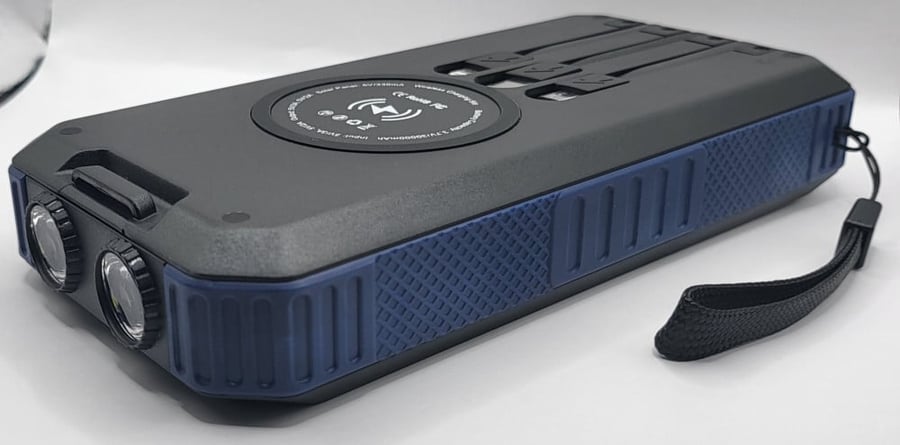 شاحن متنقل السعة 30000mAh يشحن 5أجهزة في وقت واحد + شحن لاسلكي