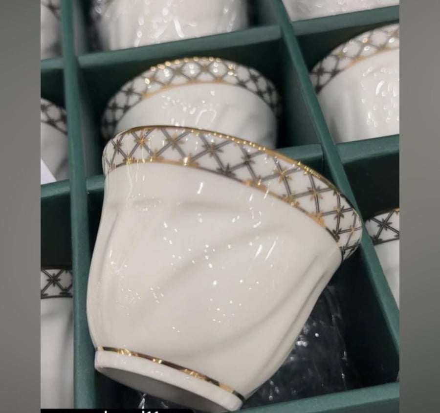 فناجيل بورسلان ١٢ قطعه
