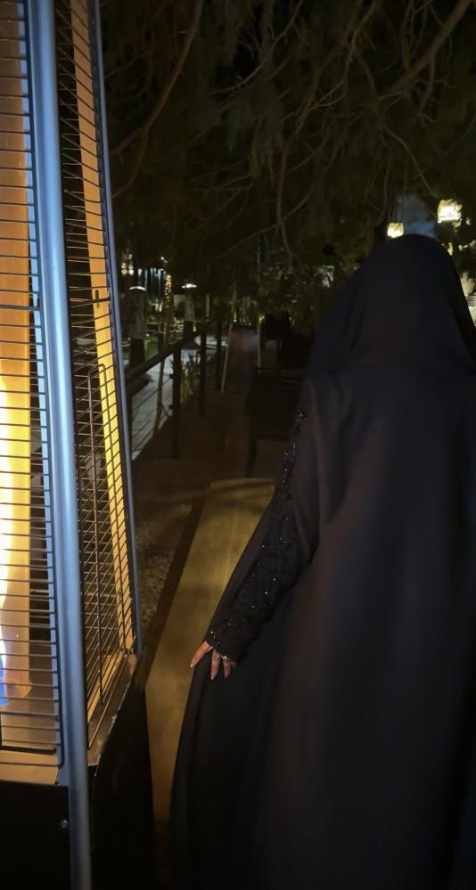 شمواه ناعم  عباية شتوية بي اكمام شك يدوي قلفز طويل +طرحة شك