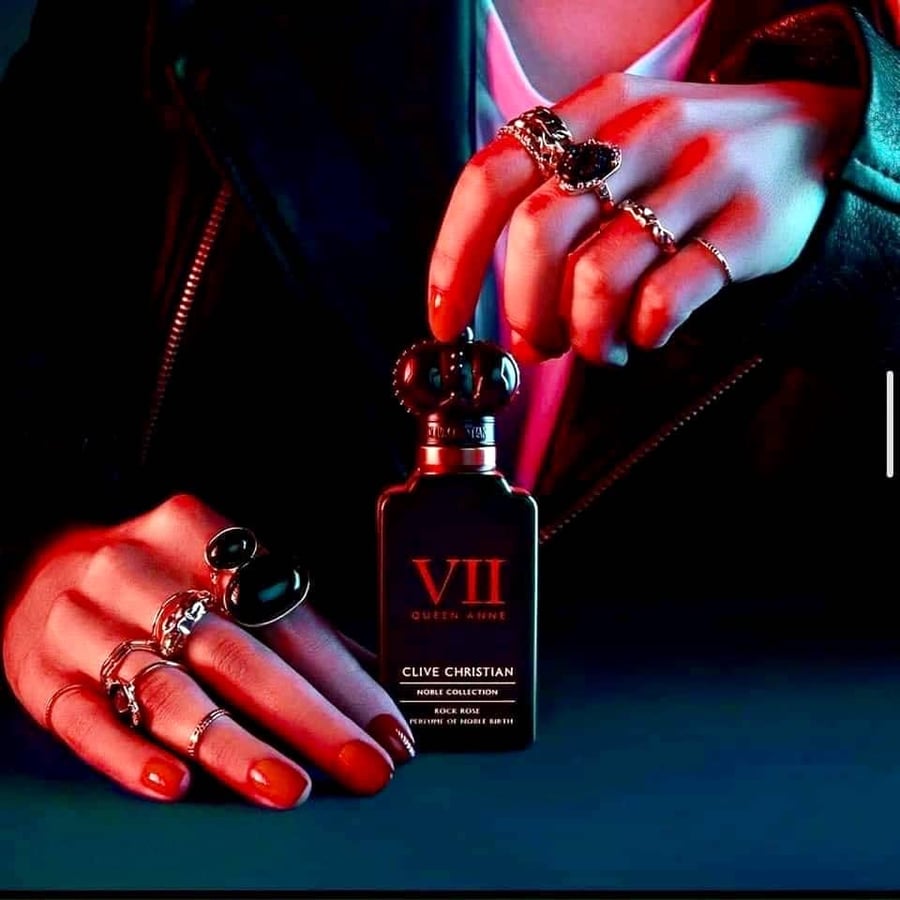 عطر كوين آن روك روز من  كلايف كريستيان او دو برفيوم 50 مل (تستر)
