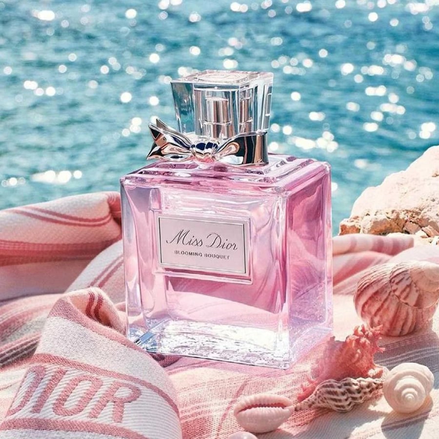 عطر مس ديور بلومينج بوكيه من كرستن ديور او دو تواليت 100 مل