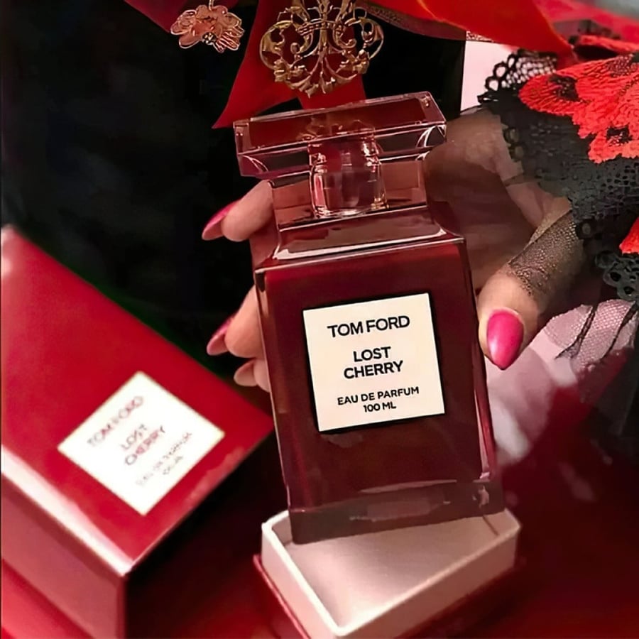 عطر توم فورد شيري