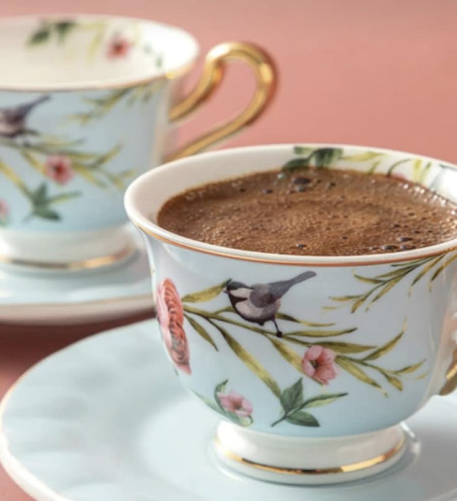 فنجان قهوة لشخص واحد