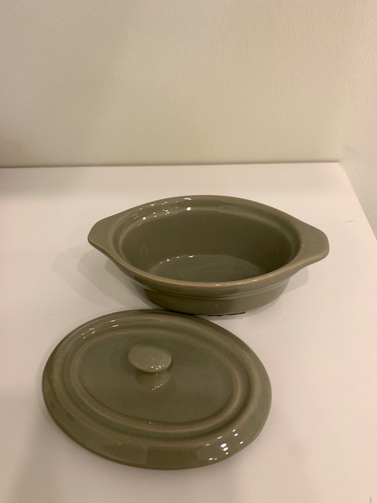 علبه فخار  حجم مني